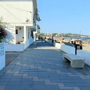 casa-familiar-a-pie-de-butiplaya-mediterraneo.1costadelsol.com/